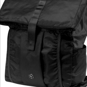 Gaiam hold everything yoga backpack